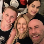 Kelly Preston, esposa de John Travolta deu à luz os dois primeiros filhos em casa. (Foto: Instagram)