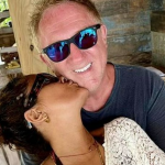 A conhecida atriz, Salma Hayek, se casou com o bilionário francês François-Henri Pinault em 2009, após vários anos de namoro. (Foto: Instagram)