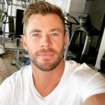 Chris Hemsworth é fã da banda Pantera. (Foto: Instagram)