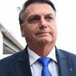 "Recorrer à Justiça contra uma medida exaustivamente debatida e deliberada pelo Congresso, apenas explicita que Lula cada vez mais despreza o Parlamento e governa com o 'seu' Judiciário", condenou Bolsonaro, em publicação nas redes sociais. (Foto: Facebook)