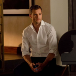 Jamie Dornan fala sobre os filmes da saga "Cinquenta Tons" (Foto: Divulgação)