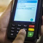 Sobre as carteiras digitais da PicPay e do Mercado Pago, a Febraban informou que as empresas embutiriam juros remunerados em transações parceladas. (Foto: Agência Brasil)