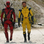 O mercenário tagarela Deadpool (Ryan Reynolds) segue combatendo o crime com suas habilidades de anti-herói e seus senso de humor ácido. Agora, ele une forças com os mutantes do X-Force para enfrentar uma grande ameaça. A sinopse oficial ainda não foi divulgada. (Foto: Divulgação)