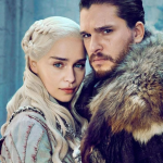 Daenerys e Jon Snow, 'Game of Thrones' - Todo mundo estava torcendo por esse casal e os fãs amaram quando eles finalmente ficaram juntos, mas não há como ignorar que ele é na verdade sobrinho dela! (Foto: Divulgação)