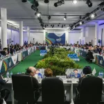 Campos Neto expressou concordância com as políticas do governo federal e com o discurso do ministro da Fazenda, Fernando Haddad, reiterando que a luta contra a pobreza e a desigualdade está no centro das propostas do governo. (Foto: Agência Brasil)