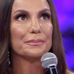 Conforme informou Ivete no feed do Instagram, ela foi diagnosticada com Pneumonia após a suspeita de uma virose. (Foto: Reprodução/TVGlobo)