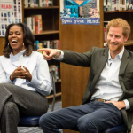 O duque de Sussex também se juntou à esposa do político em uma visita a uma escola em um evento do programa Obama Presidential Care. (Foto: Divulgação/Palácio de Kensington/Instagram)