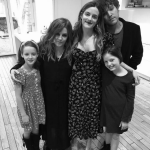 Ele teve uma única filha com a esposa Priscilla: Lisa Marie Presley. Infelizmente, ela também morreu de doença cardíaca, aos 54 anos, no dia 12 de janeiro de 2023. (Foto: Instagram)