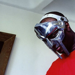 Um dos membros mais lendários e prolíficos da cena underground do hip-hop, MF DOOM é considerado por muitos como um dos maiores compositores de todos os tempos. (Foto: Instagram)