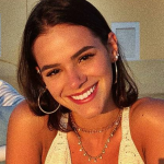 Bruna Marquezine também cobra de R$ 100 mil a R$ 400 mil para ir a alguns eventos carnavalescos. (Foto: Instagram)