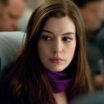 A atriz Anne Hathaway disse que quando fez 30 anos notou que começou a ser rejeitada para certos papéis por conta da idade. (Foto: Divulgação)