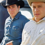 Jake Gyllenhaal e Heath Ledger se tornaram amigos depois de co-estrelarem 'O Segredo de Brokeback Mountain' em 2005. (Foto: Divulgação)