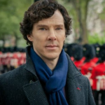 Inclusive, em 2015, enquanto o ator ainda sustentava o sucesso da série Sherlock, Benedict reestreou nos palcos na peça Hamlet, na qual interpretou a personagem principal. (Foto: Divulgação)