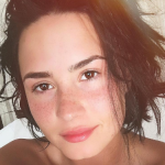 Demi Lovato é outra que é adepta do método. (Foto: Instagram)