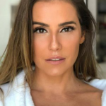 A atriz Deborah Secco é extremamente aberta sobre sua relação com o sexo, sobretudo com o marido, Hugo Moura. (Foto: Instagram)