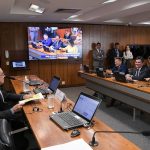 A proposta determina que a penalidade seja o dobro do valor desviado ou da vantagem indevida obtida, o que representa um endurecimento significativo da legislação atual. (Foto: Agência Brasil)