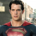 O ator Henry Cavill fez piada com o fracasso comercial de Adão Negro, filme da DC que trouxe a última aparição do ator como Superman em uma cena pós-créditos. (Foto: Warner)