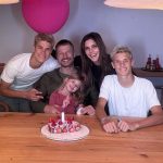 Fernanda Lima compartilha foto em família e agita os seguidores (Foto: Instagram)