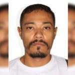 Elton Ramos da Silva, conhecido como Índio, de 40 anos, foi capturado em sua residência, onde se entregou sem oferecer resistência às autoridades. (Foto: PCDF)