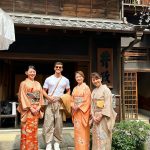 Nos últimos dias, os dois artistas tiveram a oportunidade de conhecer um pouco da cultura japonesa, pontos turísticos e uma culinária surpreendente (Foto: Instagram)