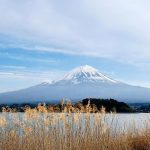 No domingo (14), os artistas publicaram fotos em frente ao Monte Fuji, um dos cartões postais mais famosos do Japão (Foto: Instagram)