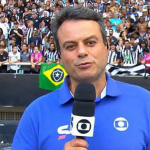 Um dos principais repórteres da Globo nas últimas décadas, Eric Faria assumiu outro papel na emissora. O profissional agora atua como comentarista nas transmissões dos jogos de futebol. (Foto: Reprodução/Globo)