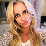 De acordo com o Page Six, a Patrulha Rodoviária da Califórnia constatou que, além de conduzir seu veículo sem carteira, Britney também não estava com um comprovante do seguro do automóvel, que também é obrigatório. (Foto: Instagram)