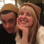 A vocalista Hayley Williams e o guitarrista Taylor York, que são companheiros de banda desde 2007, os dois revelaram em setembro de 2022 que estavam em um relacionamento. (Foto: Instagram)