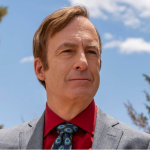 Apenas 11 dias depois, o ator relatou que estava "indo muito bem" e, em 8 de setembro, compartilhou que havia voltado ao trabalho filmando a sexta temporada de 'Better Call Saul'. (Foto: Divulgação)