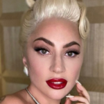 Lady Gaga revelou que usa os famosos cupons de descontos para compras no mercado, comuns nos Estados Unidos. (Foto: Instagram)