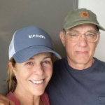 Tom Hanks, que está casado com Rita Wilson desde 1988, disse que não acha que há um segredo para o relacionamento dar certo. (Foto: Instagram)