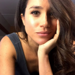 Meghan Markle revelou em entrevista que nunca compra nada pela internet sem procurar um cuponzinho de desconto. (Foto: Instagram)