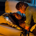 O primeiro beijo entre o casal matador de zumbis aconteceu somente na sexta temporada de The Walking Dead. (Foto: Divulgação)