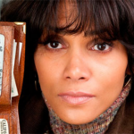 Halle Berry foi outra estrela de 'A Viagem' que assumiu seis personagens diferentes! (Foto: Divulgação)