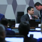 O autor da PEC, senador Rodrigo Pacheco (PSD-MG), presidente do Senado, defende a medida como forma de reter talentos nas carreiras jurídicas, garantindo "independência funcional" e "dedicação à defesa da ordem democrática". (Foto: Agência Brasil)