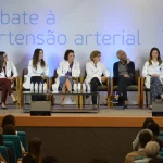 "O que estamos fazendo aqui é trazer a tecnologia e a informação para que possamos olhar para o Rio a partir da nossa literatura. Com o celular na mão, as pessoas poderão caminhar nas duas rotas literárias e descobrir o que nossa literatura tem a oferecer pelas ruas da cidade." (Foto: Agência Brasil)