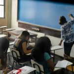 Oito em cada dez professores da educação básica já pensaram em desistir da carreira devido ao baixo retorno financeiro. (Foto: Tânia Rego/Agência Brasil)