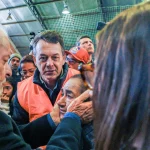 "A gente vai anunciar que todo mundo que perdeu a casa, vai ter sua casinha", disse ao desembarcar na Base Aérea de Canoas, ao lado de uma comitiva de ministros e do presidente do Supremo Tribunal Federal, Luís Roberto Barroso. (Foto: Agência Brasil)