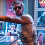 O filme de ação com Ryan Gosling e Emily Blunt fez mais US$13,7 milhões nos EUA neste fim de semana e agora acumula US$49,7 milhões no país. (Foto: Universal Pictures)