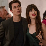 O filme “Uma Ideia de Você”, com Anne Hathaway e Nicholas Galitzine no protagonismo, causou comoção desde seu anúncio. (Foto: Prime Video)