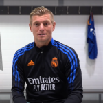 Com isso, Kroos tinha contrato com o Real Madrid até junho. (Foto: Youtube)