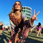 Alessandra Ambrosio é carismática com o público (Foto: Instagram)