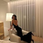 Bruna Marquezine surpreendeu com seu look no tapete vermelho (Foto: Instagram)