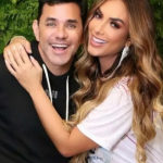 Nicole Bahls e Marcelo Viana assumiram a relação em abril de 2022, quando eles moravam juntos no sítio da famosa, localizado em Itaboraí (RJ). Porém, o namoro estremeceu no ano seguinte após a descoberta de traições do empresário. Eles voltaram pouco depois. (Foto: Instagram)