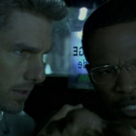 Jamie Foxx se aproximou de Tom Cruise após os dois protagonizarem o filme 'Collateral' (2004). Inclusive, Foxx teria sido o ombro amigo de Cruise quando o casamento dele com Katie Holmes terminou em 2012. (Foto: Reprodução)