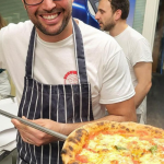 Gustavo Leão, 36, ficou conhecido em novelas como "Paraíso Tropical" e o remake de "Ti-Ti-Ti". Em 2018, concluiu um curso de gastronomia no Canadá e desde então tem se dedicado à culinária. (Foto: Instagram)