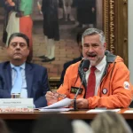 Pimenta garantiu que o governo sabe diferenciar debate político de fake news e conteúdo criminoso, e que a Polícia Federal, o Ministério Público e o Poder Judiciário irão avaliar se há crime nas postagens. (Foto: Agência Brasil)