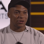 De acordo com o jornal francês Le Parisien, Mbappé vai vestir a camisa 9 do Real Madrid, vaga desde a saída de Benzema para o Al-Ittihad, em 2023. (Foto: Youtube)