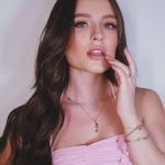 Larissa Manoela é uma personalidade influente no meio artístico (Foto: Instagram)