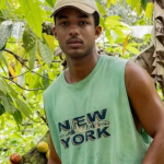 Em seguida, o ator destacou que, infelizmente, a favela ainda sofre muito preconceito, mas é um lugar como qualquer outro. (Foto: Reprodução/TV Globo)